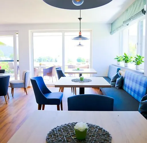 招待所 瑞特莫拉维克膳食公寓 3*